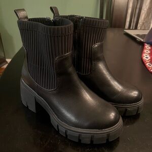 Torrid Black Ribbed Ankle Booties